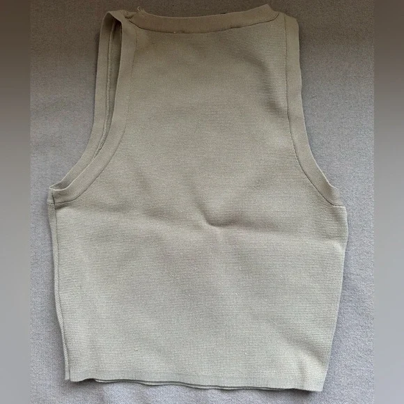Zara - Ribbed Beige Crop Top - S - Picture 3 of 3